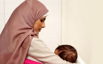 انتقال کرونا از شیر مادر به نوزاد ممکن است؟