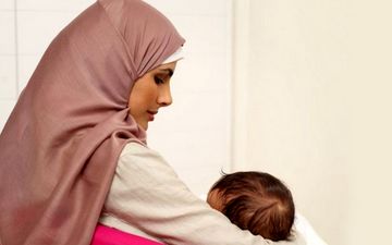انتقال کرونا از شیر مادر به نوزاد ممکن است؟