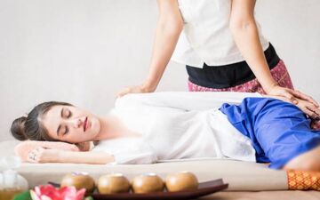 تاثیر ماساژ در روابط جنسی|در ماساژ جنسی زن بیشتر لذت می‌برد یا مرد؟