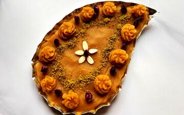طرز تهیه حلوای ساده خانگی؛ نکات خوشمزه و مرحله‌ای!