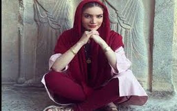 سلفی متین ستوده و دوستانش دور سفره هفت سین در اصفهان