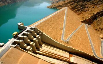 97 درصد ظرفیت سدهای کرمانشاه پر از آب است/ سرریز 4 سد