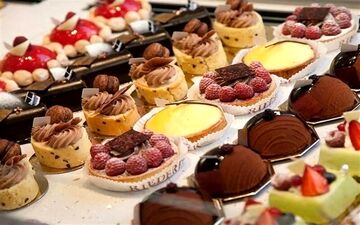 قیمت شیرینی شب یلدا ۱۴۰۴؛ افزایش در راه است یا بازار ثابت می‌ماند؟