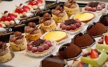 قیمت شیرینی شب یلدا ۱۴۰۴؛ افزایش در راه است یا بازار ثابت می‌ماند؟