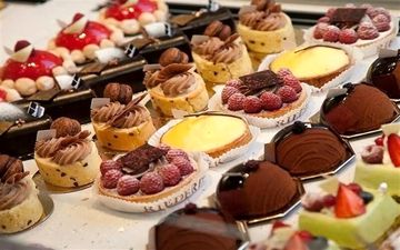 قیمت شیرینی شب یلدا ۱۴۰۴؛ افزایش در راه است یا بازار ثابت می‌ماند؟