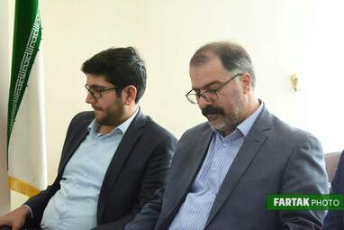تجلیل از کارگران خدماتی و کارکنان فضای سبز شهرداری در فرهنگسرای گل‌نرگس