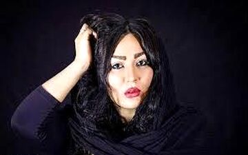 سلفی بازیگر نقش پرستار شیرین در مجموعه شهرزاد، با پوششی نامتعارف 