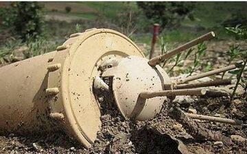 زخمی شدن کودک ۷ ساله به خاطر انفجار مین در نفت شهر