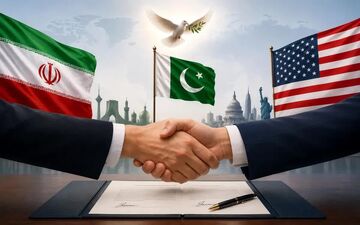 طنین خبر صلح بر صفحه تلویزیون؛ زیرنویس‌های تاریخی شبکه خبر در شب توافق ایران و آمریکا + تصاویر