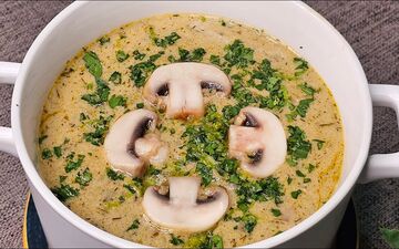 طرز تهیه سوپ پنیر خامه‌ ای فرانسوی / دستور خوشمزه با طعمی اصیل