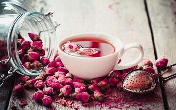 دم‌نوش‌هایی گیاهی توصیه شده برای کسانی که می خواهند لاغر شوند