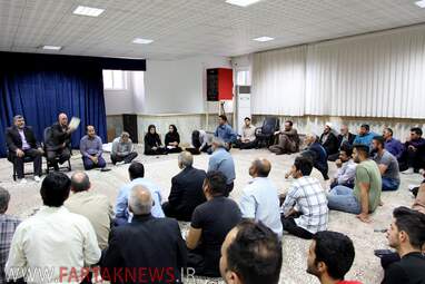 تجمع اهالی روستای ده‌کبود در بیت امام جمعه کرمانشاه و پیگیری  دکتر علیرضا شهرستانی به روایت تصویر