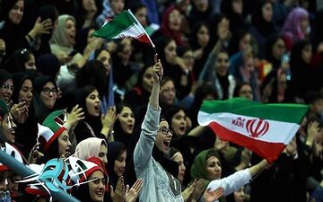 بلیت بانوان باطل شد +عکس