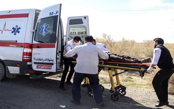 تصادف شدید دو پژو ۲۰۶ در یزد؛ هشت نفر مصدوم شدند