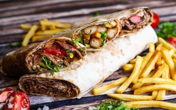 شاورما با گوشت و مرغ| این غذای ترکی فوق العاده س!