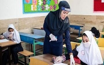 نوبت‌دهی واکسیناسیون برای معلمان و استادید دانشگاه‌ها
