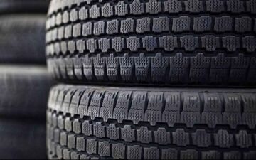 کشف ۱۳۰۰ حلقه لاستیک قاچاق در کنگاور
