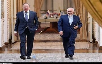ظریف: به‌ همکاری با آژانس اتمی ادامه خواهیم داد/لاوروف: مخالف تحریم‌های آمریکا علیه ایران هستیم
