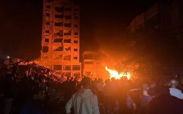 چهل‌وسومین روز «طوفان الأقصی»| شهادت رئیس بیمارستان الوفاء غزه در بمباران صهیونیست‌ها/ تظاهرات ضدصهیونیستی در آتن
