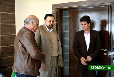 نادر نوروزی 