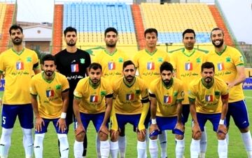 نفتی‌ها پول گرفتند/ زمان حضور منصوریان در تمرین آبادانی‌ها مشخص شد