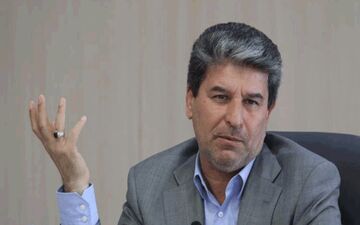 خون جلوی چشم تراکتوری‌ها را گرفت؛ استاندار آذربایجان پرسپولیسی است +عکس