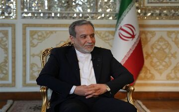 پیام تبریک عراقچی به پاشینیان 