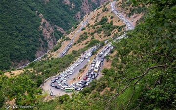 جاده چالوس به روی مسافران بسته شد
