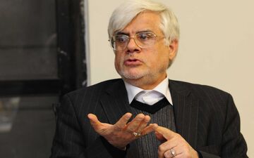 عارف: فراکسیون امید پیگیر روشن شدن واقعیت درباره سقوط هواپیمای اوکراینی است
