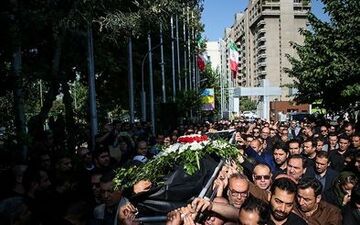 به یاد روزنامه نگار فقید؛ جمع قلم به‌دستان بهشت جمع شد! 