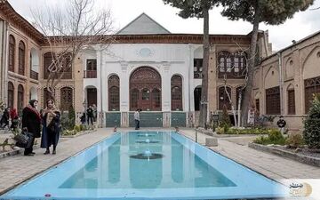 معماری خیره کننده تکیه بیگلربیگی|تکیه‌ بیگلربیگی دیدنی‌ترین جای شهر کرمانشاه+ عکس
