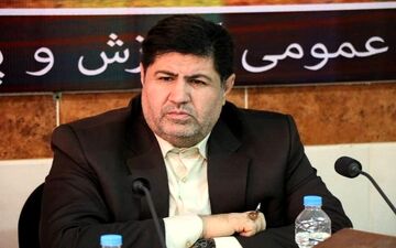 فرماندار انزلی: ارائه برنامه‌های جدید برای رشد سطح علمی دانش آموزان ضروری است