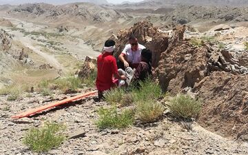 جستجوی ۴ساعته برای یافتن جوان گمشده در ارتفاعات «درح»
