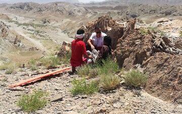 جستجوی ۴ساعته برای یافتن جوان گمشده در ارتفاعات «درح»
