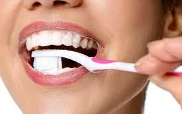 آیا بعد از هر وعده غذا مسواک زدن درست است؟