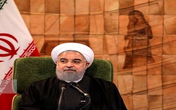 مراسم اختتامیه جایزه کتاب سال با حضور رئیس‌جمهور آغاز شد