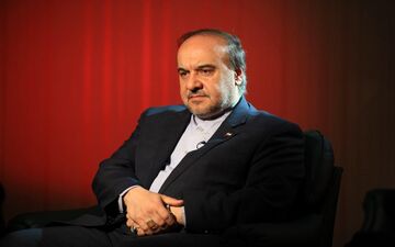 حضور مجدد سلطانی‌فر در کمیسیون اصل ۹۰ برای توضیح درباره قرارداد ویلموتس
