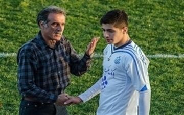 
سلام به قیصر فوتبال گیلان و ایران/تمجید هافبک تیم ملی از محمد احمدزاده 