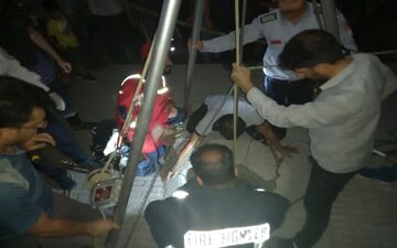 نجات کودک ۱۳ ساله از یک حلقه چاه در تقاطع سنگر کرمانشاه
