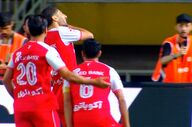 گل اول پرسپولیس به استقلال با ضربه محمدمهدی محبی + ویدیو