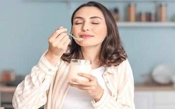با مصرف این مواد غذایی افسردگی و اضطراب را کاهش دهید

