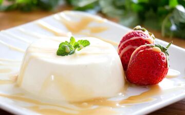 طرز تهیه  پاناکوتا وانیلی| دسر شیک وساده
