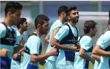 خط هافبک استقلال تکمیل شد