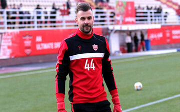 ستاره متعصب پرسپولیس ماندنی شد
