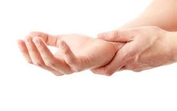 نه راه حل فرار از درد مچ/ شاید بیماری تنیس البو دارید