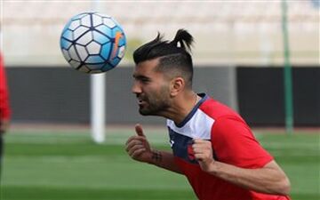  پرسپولیسی ها از محسن مسلمان انتقام گرفتند+عکس
