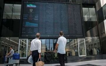 بورس تهران به قله ۷.۵ میلیون واحد نزدیک می‌شود؛ تقاضا همچنان قوی است