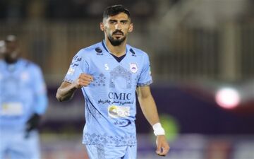 مهاجم چادرملو در آستانه انتقال به سپاهان