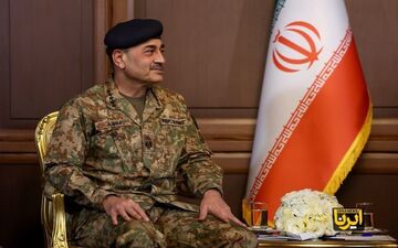 فرمانده ارتش پاکستان به تهران سفر کرد