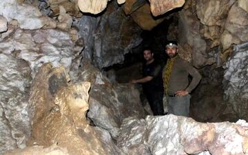 کشف عجیب‌وغریب در کاشان/ غاری تاریخی در دل حیاط خانه!​